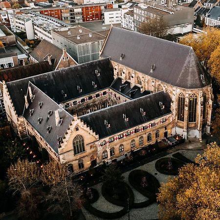 クルーシュレンホテル マーストリヒト エクステリア 写真 Aerial view of the church