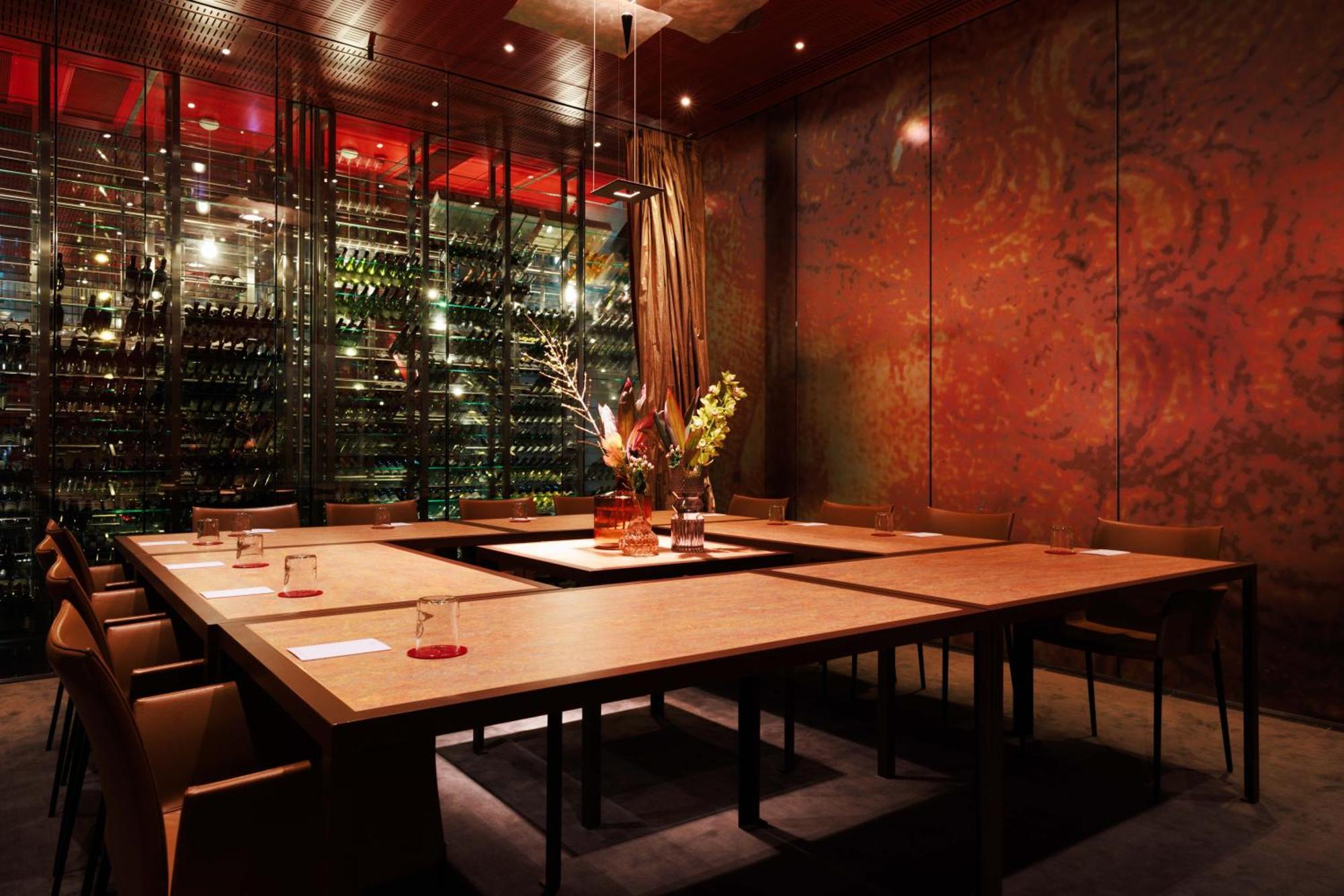 クルーシュレンホテル マーストリヒト エクステリア 写真 Interior of the restaurant