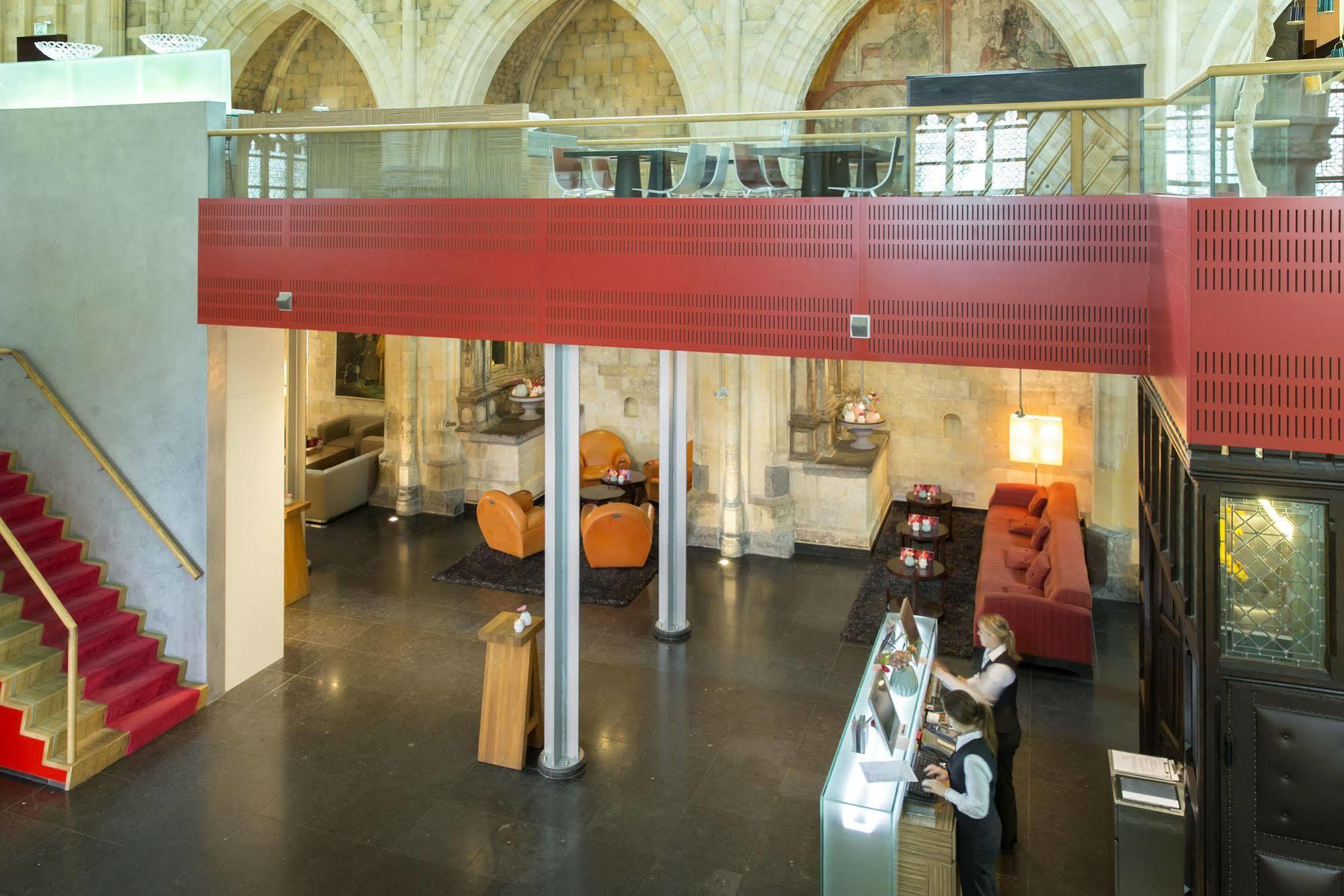 クルーシュレンホテル マーストリヒト エクステリア 写真 The interior of the museum