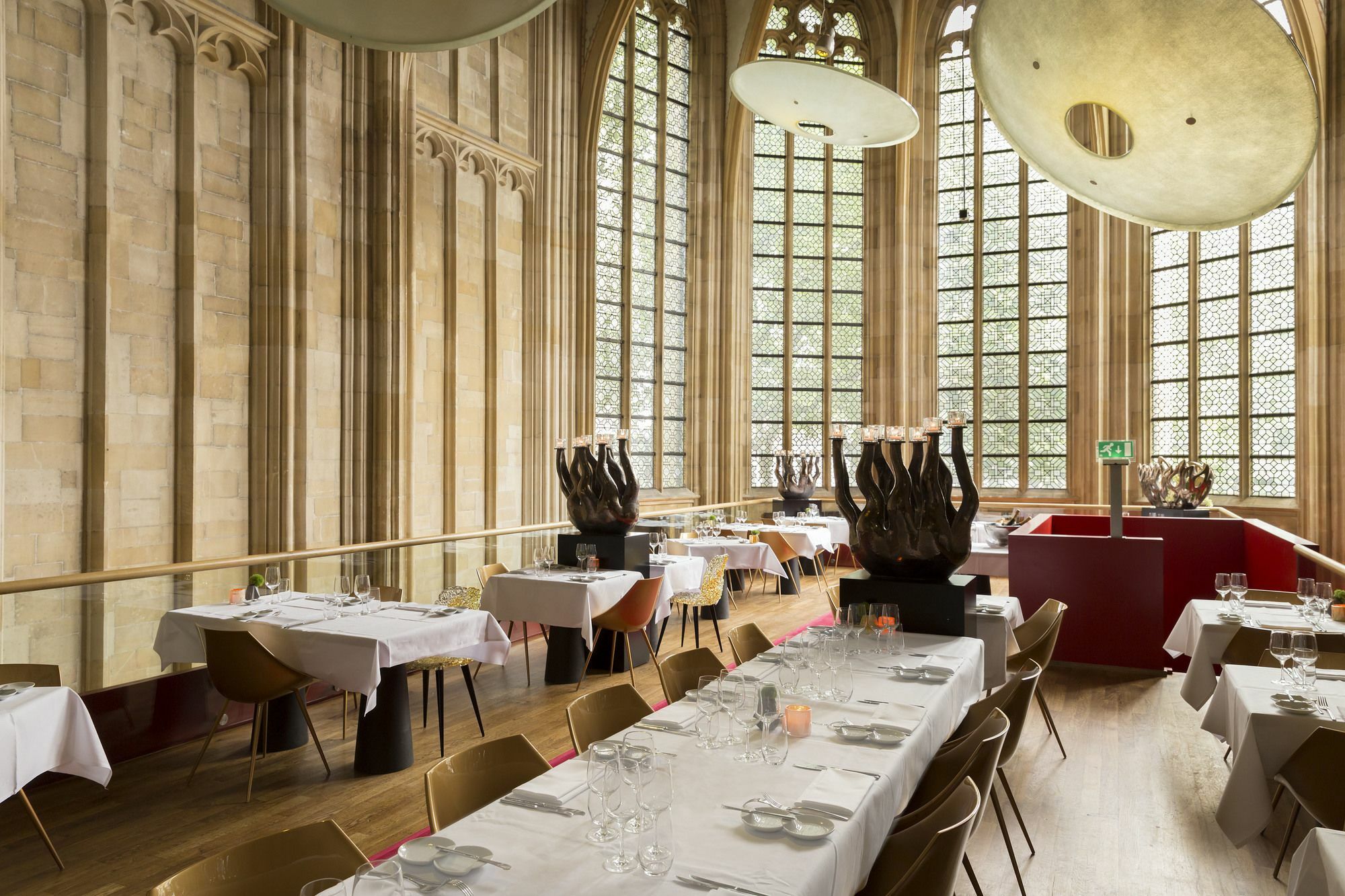 クルーシュレンホテル マーストリヒト エクステリア 写真 The interior of the restaurant